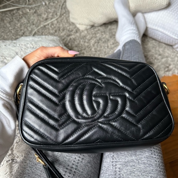 GUCCI GG MARMONT SMALL BAG - Picture 10 of 17